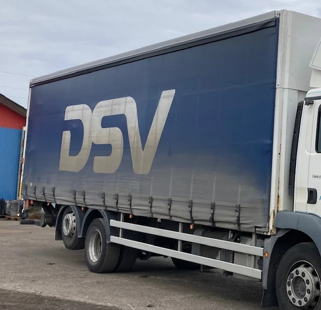 MAN TGM 26.290 6X2/4 - Curtainsider truck: picture 2 MAN TGM 26.290 6X2/4 - Curtainsider truck: picture 2