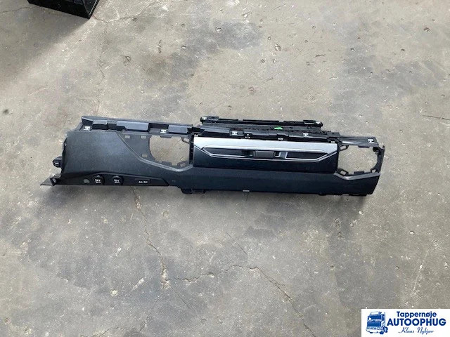 Scania Instrument panel – Scania 2255723 - Cab and interior for Truck: picture 1 Scania Instrument panel – Scania 2255723 - Cab and interior for Truck: picture 1