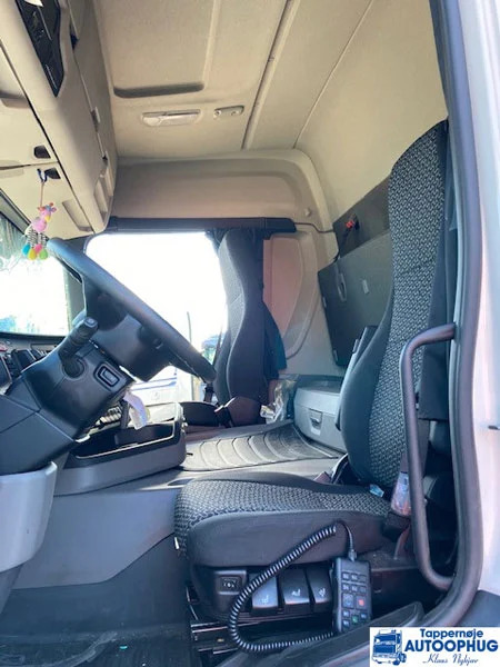 Box truck Scania P280 4×2 Box: picture 7 Box truck Scania P280 4×2 Box: picture 7