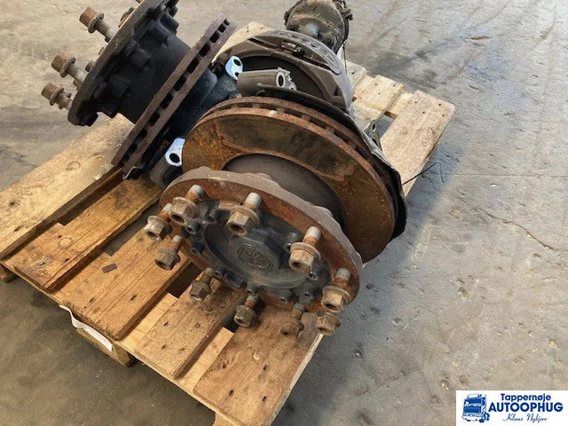 Scania spindel + nav Scania 2443889 – Scania 2734954 - Axle and parts for Truck: picture 2 Scania spindel + nav Scania 2443889 – Scania 2734954 - Axle and parts for Truck: picture 2
