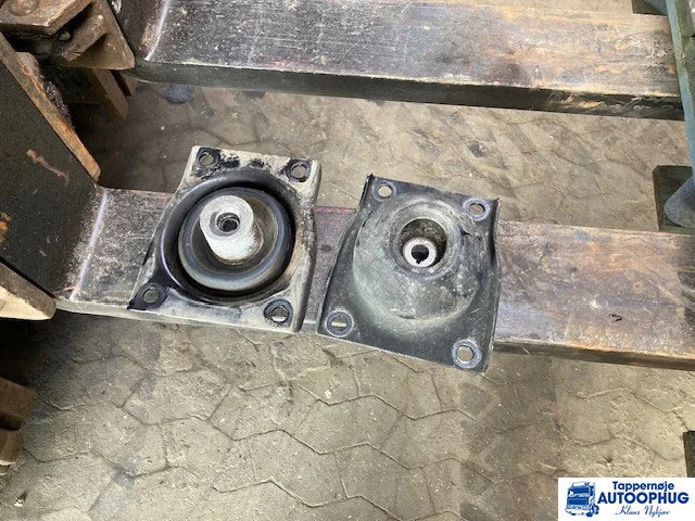 Volvo 21997378 – Engine mounting - Engine and parts for Truck: picture 1 Volvo 21997378 – Engine mounting - Engine and parts for Truck: picture 1