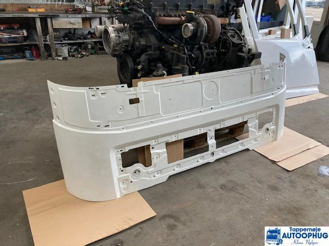 Volvo FH4 Komplet front OEM 82360122 / 821547773 - Body and exterior for Truck: picture 2 Volvo FH4 Komplet front OEM 82360122 / 821547773 - Body and exterior for Truck: picture 2