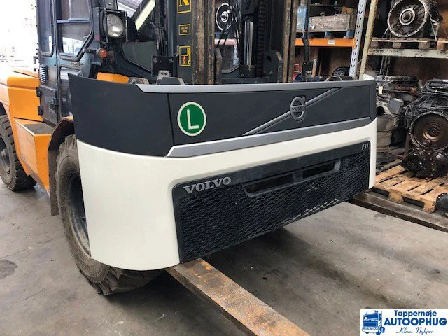 Volvo FH4 Komplet front OEM 82360122 / 821547773 - Body and exterior for Truck: picture 1 Volvo FH4 Komplet front OEM 82360122 / 821547773 - Body and exterior for Truck: picture 1