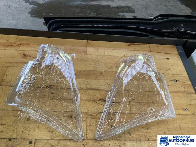 Volvo FH5 H7 – Forlygte glas - Electrical system for Truck: picture 1 Volvo FH5 H7 – Forlygte glas - Electrical system for Truck: picture 1