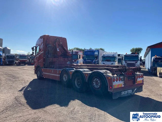 Volvo FH500 8X2 HIAB 077 - Container transporter/ Swap body truck, Crane truck: picture 5 Volvo FH500 8X2 HIAB 077 - Container transporter/ Swap body truck, Crane truck: picture 5