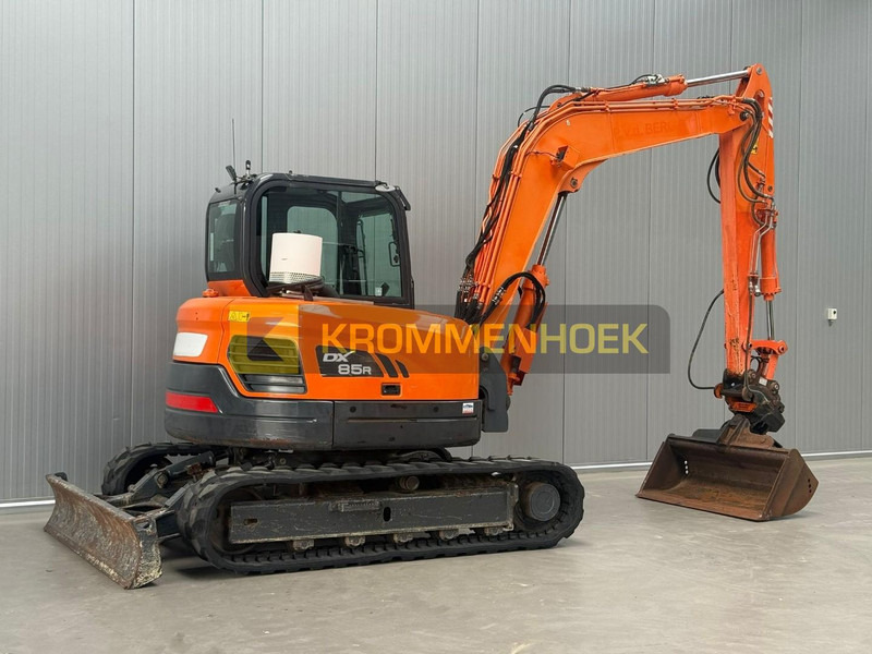 Doosan DX 85R-3 - Mini excavator: picture 4 Doosan DX 85R-3 - Mini excavator: picture 4