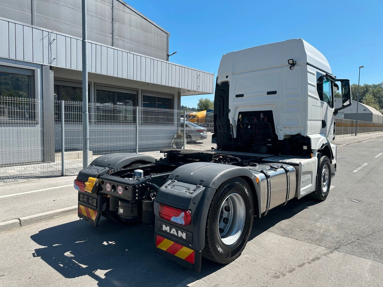 MAN TGS 18.510 4X2 BLS Intarder Kipphydraulik - Tractor unit: picture 4 MAN TGS 18.510 4X2 BLS Intarder Kipphydraulik - Tractor unit: picture 4