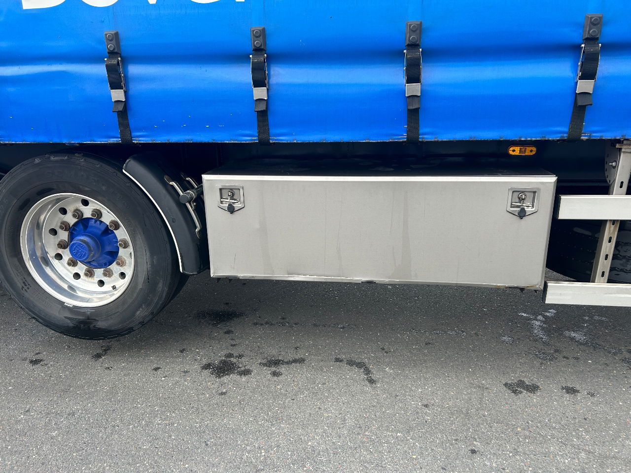DRACO Cityoplegger Like New - Curtainsider semi-trailer: picture 3 DRACO Cityoplegger Like New - Curtainsider semi-trailer: picture 3
