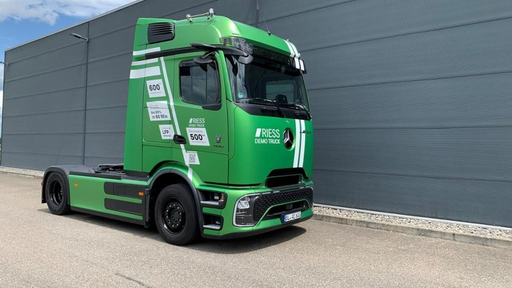 Mercedes-Benz eActros 600 LS + - Tractor unit: picture 1 Mercedes-Benz eActros 600 LS + - Tractor unit: picture 1
