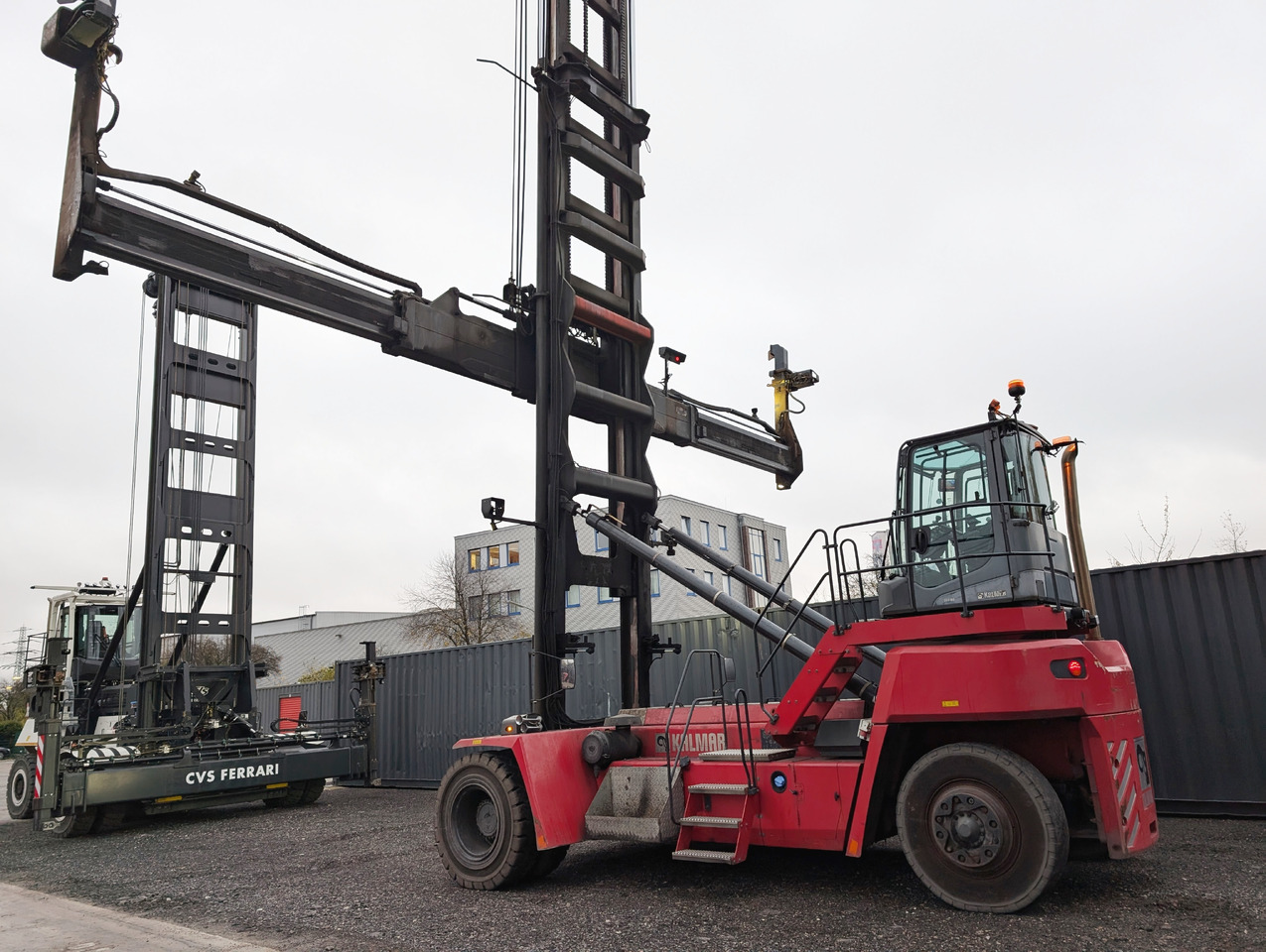 KALMAR DCG100-45ED7 - Container handler: picture 3 KALMAR DCG100-45ED7 - Container handler: picture 3