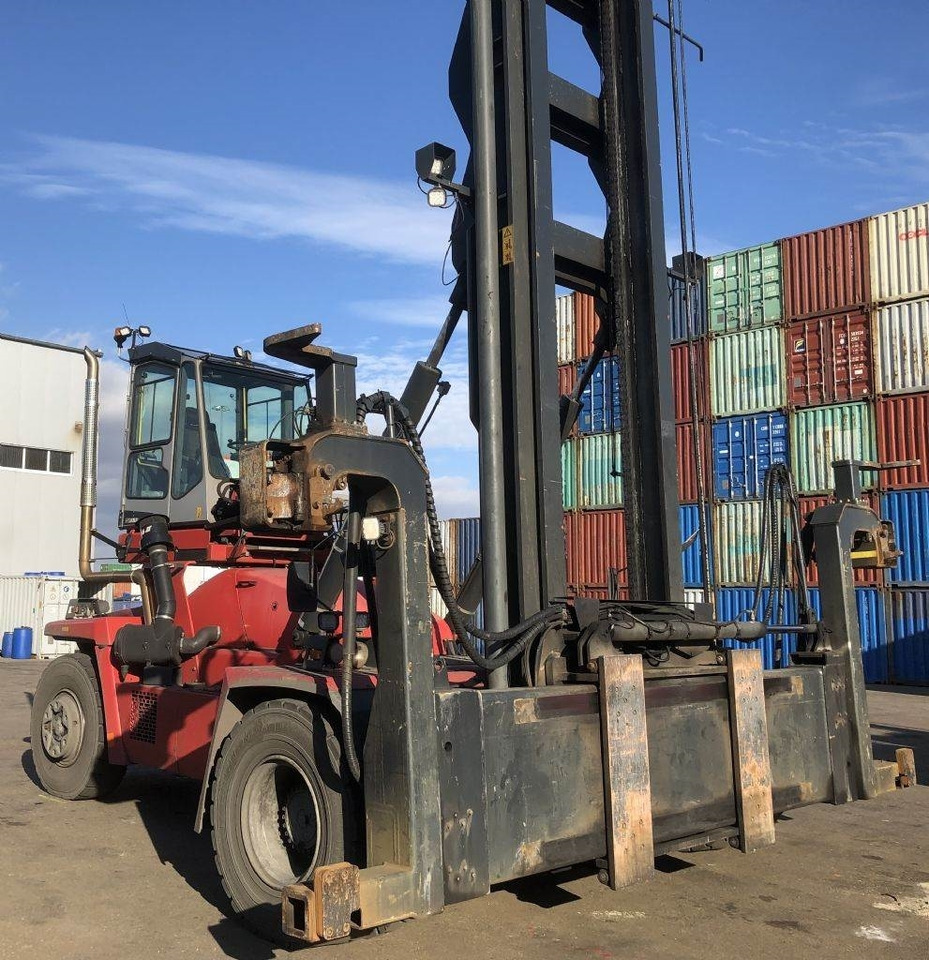 Kalmar DCF100-45E7 - Container handler: picture 4 Kalmar DCF100-45E7 - Container handler: picture 4