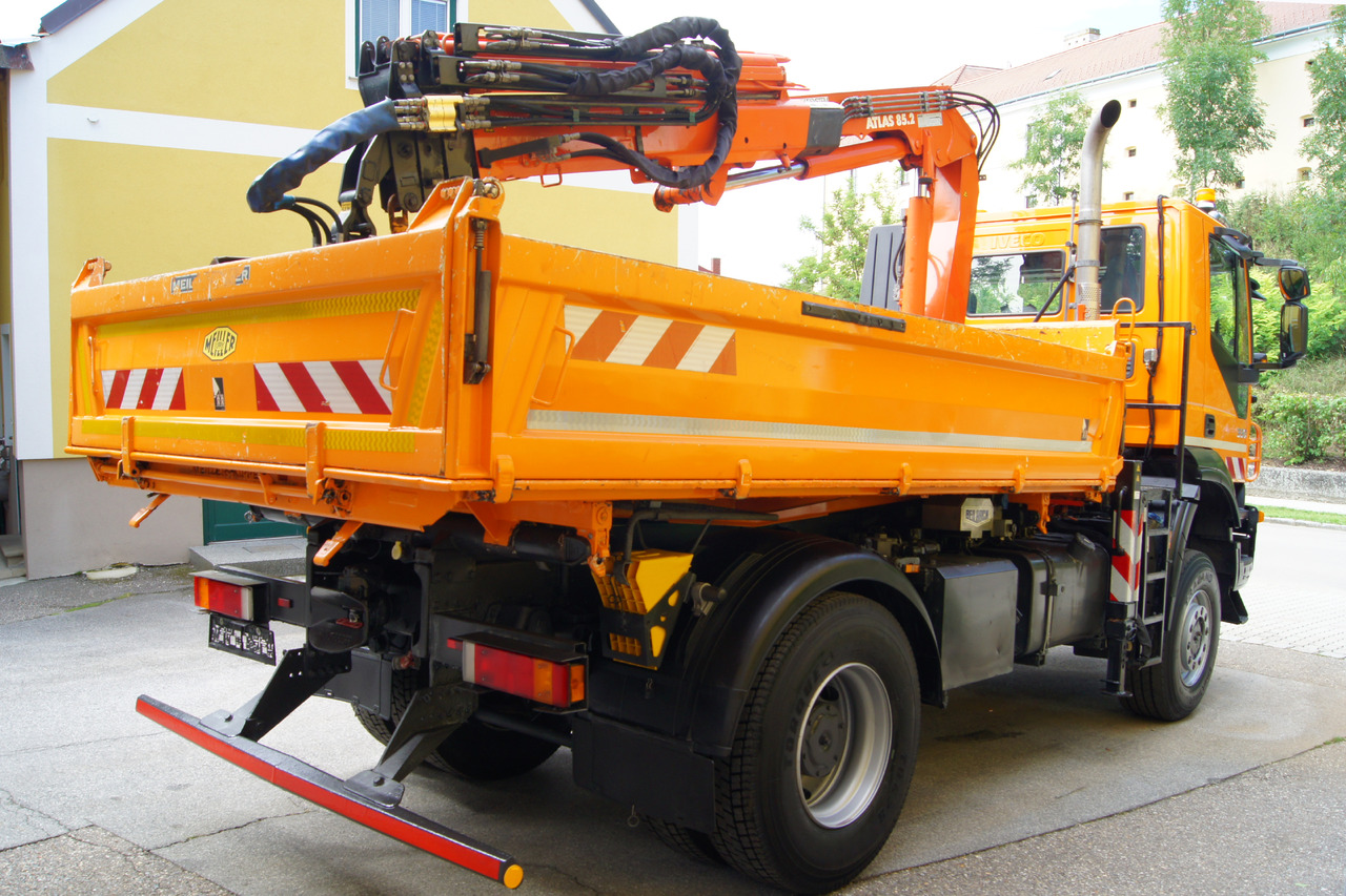IVECO 190T33 Trakker 4x4/ATLAS 85.2/Euro5/Winterdienst/Streuer - Crane truck: picture 5 IVECO 190T33 Trakker 4x4/ATLAS 85.2/Euro5/Winterdienst/Streuer - Crane truck: picture 5