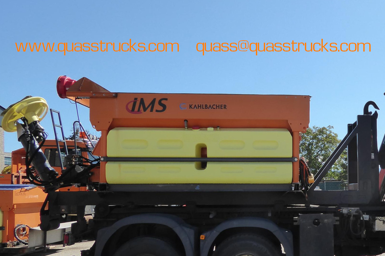 KÜPPER-WEISSSER/GMEINER/BUCHER Feuchtsalzstreuer Salzstreuer Streuer auf Abrollgestell - Sand/ Salt spreader for Hook lift truck: picture 3 KÜPPER-WEISSSER/GMEINER/BUCHER Feuchtsalzstreuer Salzstreuer Streuer auf Abrollgestell - Sand/ Salt spreader for Hook lift truck: picture 3