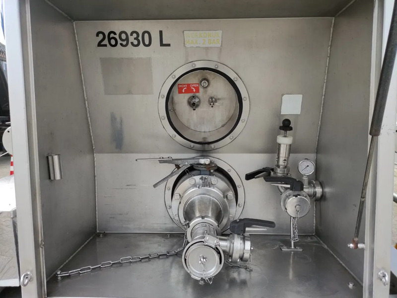 Burg 26930 Liter tankoplegger 1 kamer - Tank semi-trailer: picture 3 Burg 26930 Liter tankoplegger 1 kamer - Tank semi-trailer: picture 3