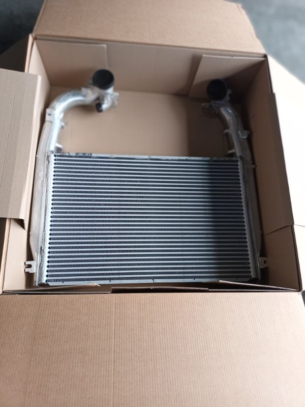 SCANIA CHARGE AIR COOLER - 2341188 - EGR cooler for Truck: picture 1 SCANIA CHARGE AIR COOLER - 2341188 - EGR cooler for Truck: picture 1