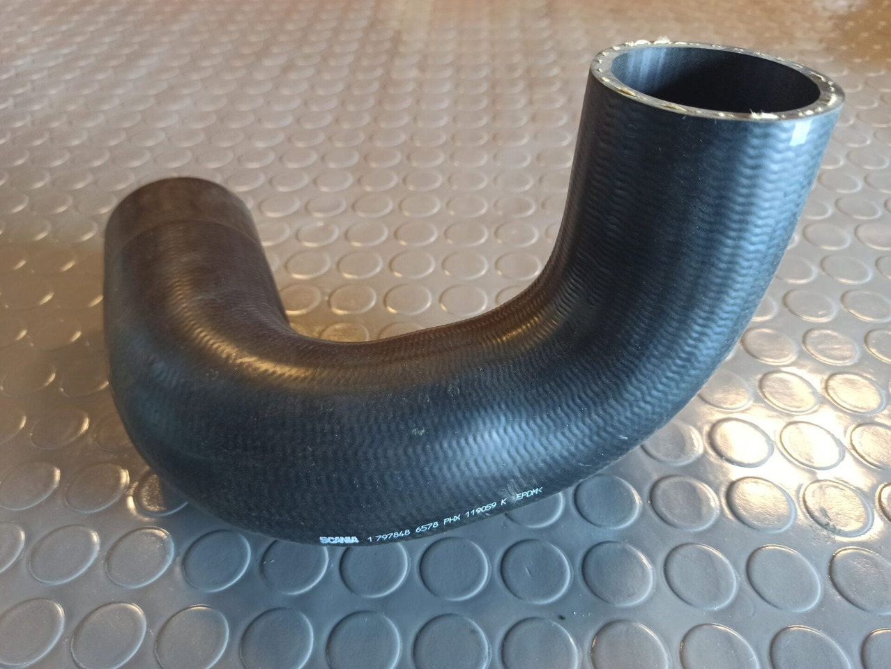 SCANIA HOSE - 1797848 - Gearbox and parts for Truck: picture 1 SCANIA HOSE - 1797848 - Gearbox and parts for Truck: picture 1