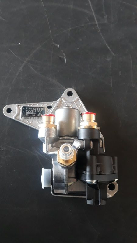 VOLVO AIR VALVE - 23532368 - Brake valve for Truck: picture 1 VOLVO AIR VALVE - 23532368 - Brake valve for Truck: picture 1