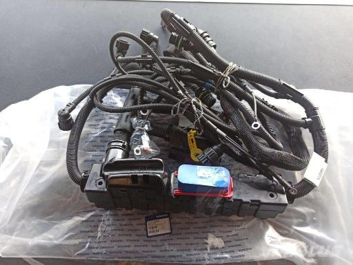 VOLVO ENGINE WIRE HARNESS - 22018636 - Cables/ Wire harness for Truck: picture 1 VOLVO ENGINE WIRE HARNESS - 22018636 - Cables/ Wire harness for Truck: picture 1