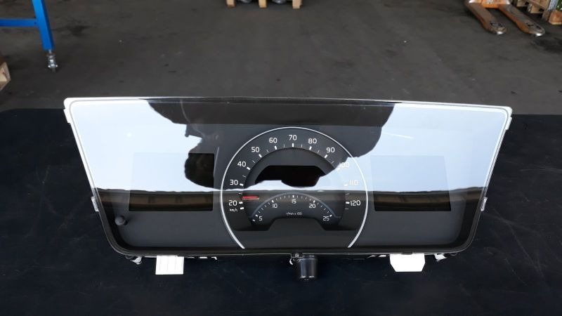 VOLVO INSTRUMENT CLUSTER 22222030 - Dashboard for Truck: picture 1 VOLVO INSTRUMENT CLUSTER 22222030 - Dashboard for Truck: picture 1
