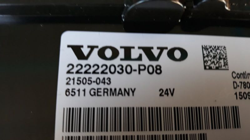 VOLVO INSTRUMENT CLUSTER 22222030 - Dashboard for Truck: picture 3 VOLVO INSTRUMENT CLUSTER 22222030 - Dashboard for Truck: picture 3