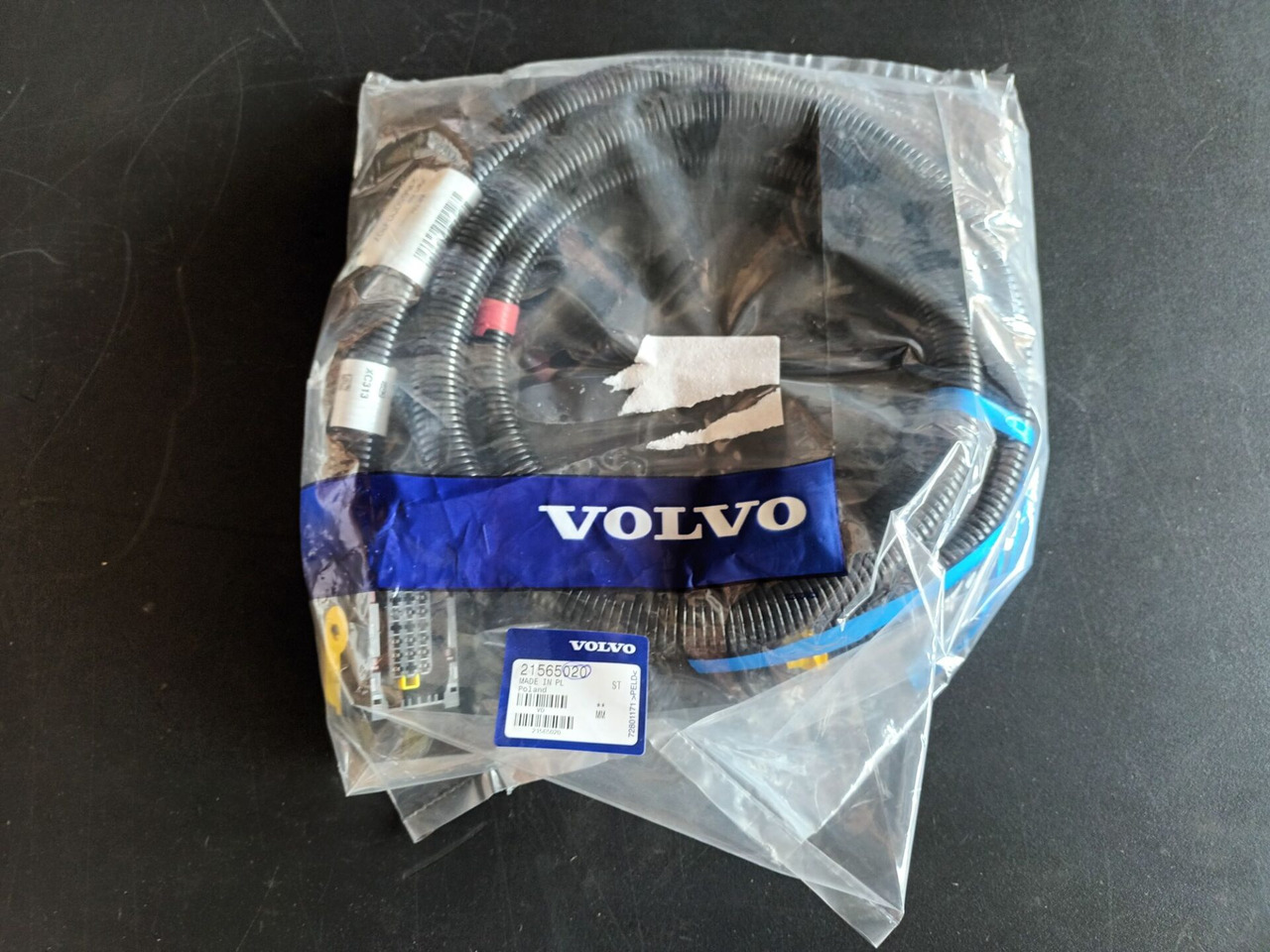 VOLVO WIRES - 21565020 - Cables/ Wire harness for Truck: picture 1 VOLVO WIRES - 21565020 - Cables/ Wire harness for Truck: picture 1