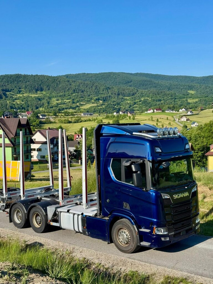 SCANIA 650 V8 6X4 - Log truck: picture 4 SCANIA 650 V8 6X4 - Log truck: picture 4