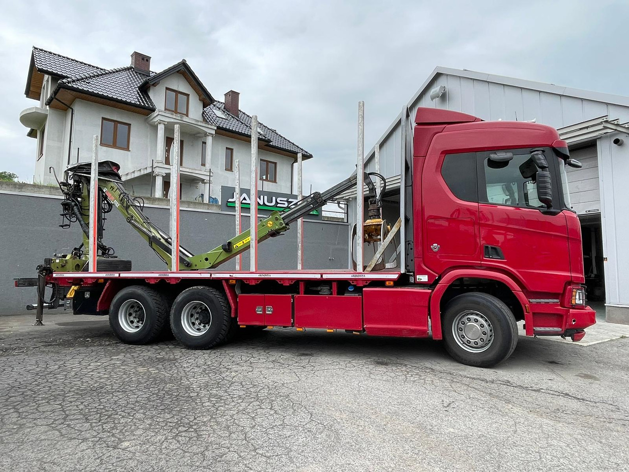 SCANIA R520 XT - Log truck: picture 5 SCANIA R520 XT - Log truck: picture 5