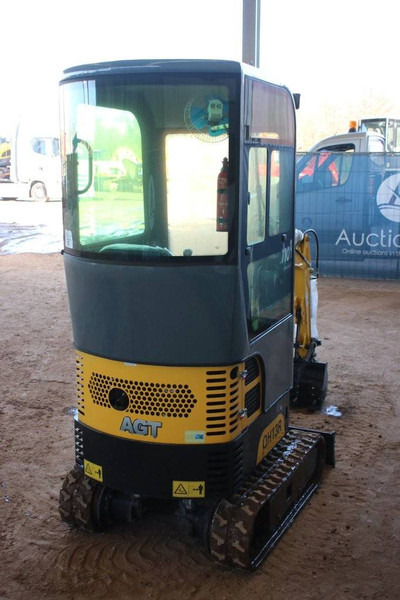 AGT Industrial QH13R - Mini excavator: picture 5 AGT Industrial QH13R - Mini excavator: picture 5