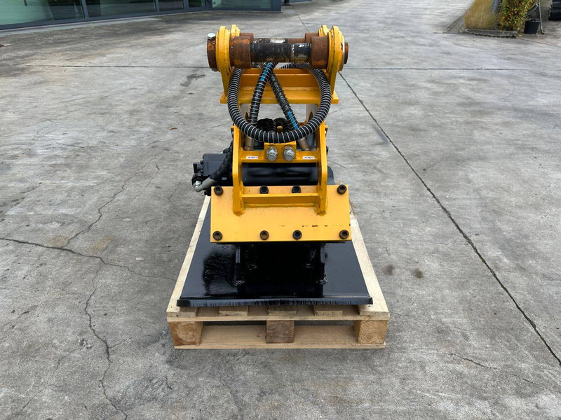 BLK BLK/04 - Vibratory plate: picture 3 BLK BLK/04 - Vibratory plate: picture 3