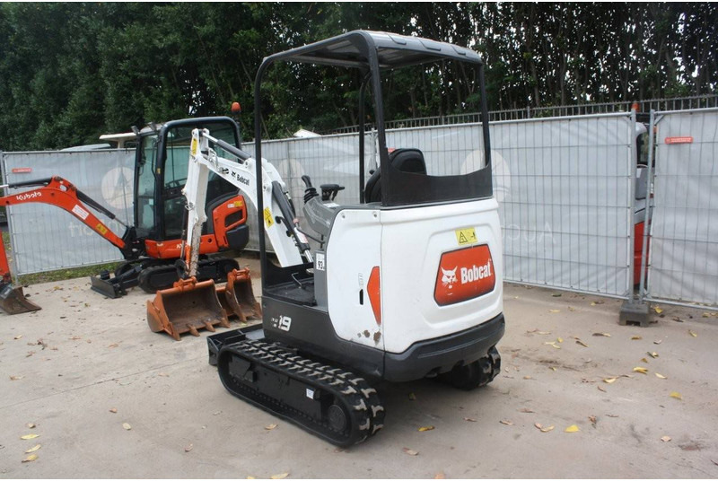 Bobcat E19 - Mini excavator: picture 3 Bobcat E19 - Mini excavator: picture 3