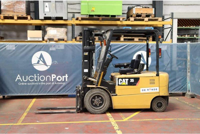 Cat EP35K-PAC - Electric forklift: picture 1 Cat EP35K-PAC - Electric forklift: picture 1
