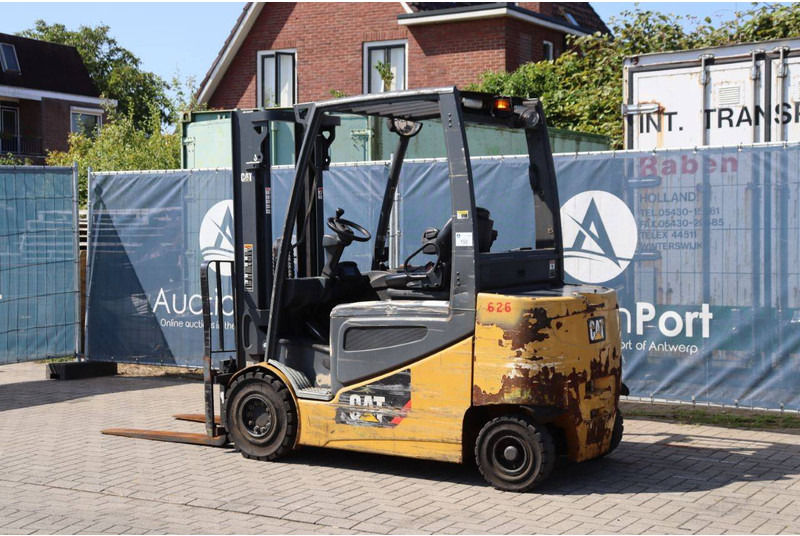 Caterpillar 2EP5000 - Electric forklift: picture 4 Caterpillar 2EP5000 - Electric forklift: picture 4