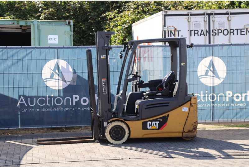Caterpillar 2ET4000 - Electric forklift: picture 1 Caterpillar 2ET4000 - Electric forklift: picture 1