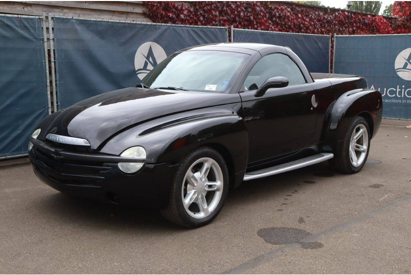 Car Chevrolet SSR: picture 9 Car Chevrolet SSR: picture 9