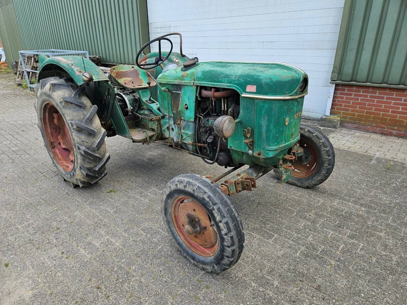 Deutz D30 - Farm tractor: picture 3 Deutz D30 - Farm tractor: picture 3
