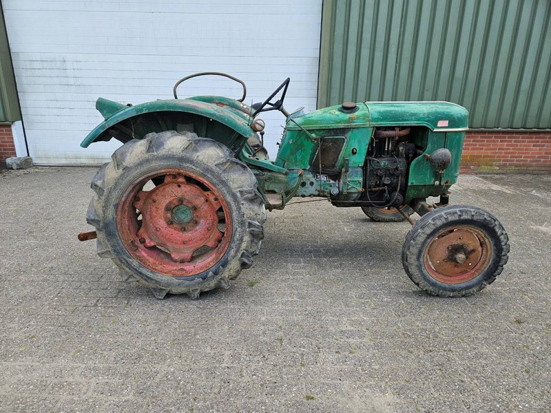 Deutz D30 - Farm tractor: picture 2 Deutz D30 - Farm tractor: picture 2