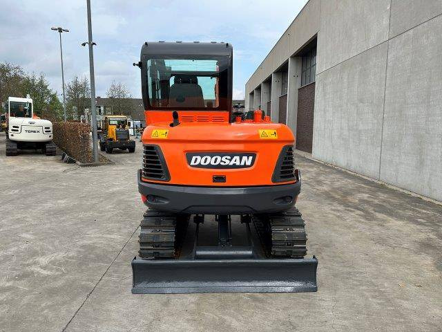 Doosan DX55-9C - Crawler excavator: picture 5 Doosan DX55-9C - Crawler excavator: picture 5