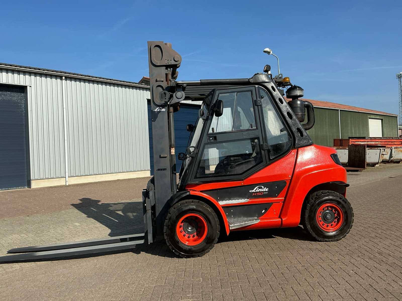 Fenwick-Linde H50D-03 - Diesel forklift: picture 4 Fenwick-Linde H50D-03 - Diesel forklift: picture 4