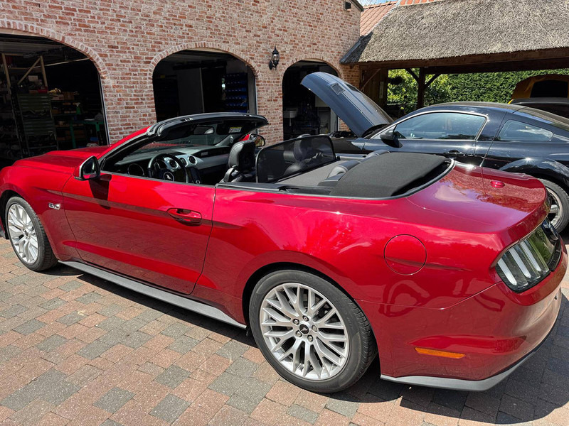 Ford Mustang GT Convertible - Sedan: picture 2 Ford Mustang GT Convertible - Sedan: picture 2