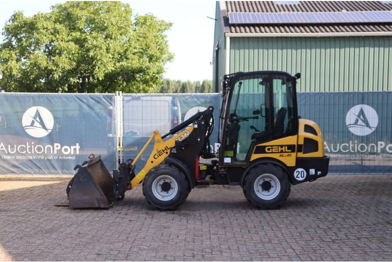 Gehl AL340 - Wheel loader: picture 2 Gehl AL340 - Wheel loader: picture 2