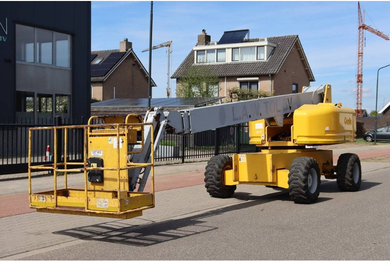Telescopic boom Genie S-65: picture 8