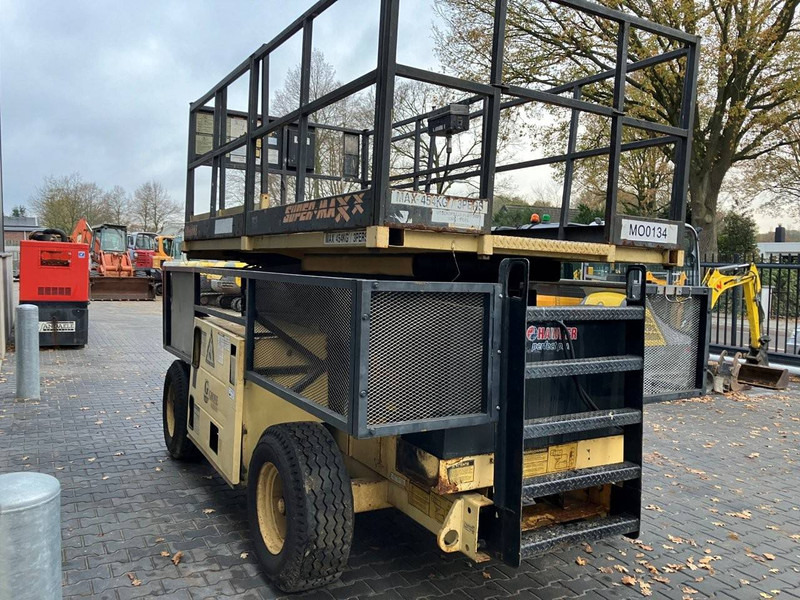 Grove SM4688E - Scissor lift: picture 5 Grove SM4688E - Scissor lift: picture 5