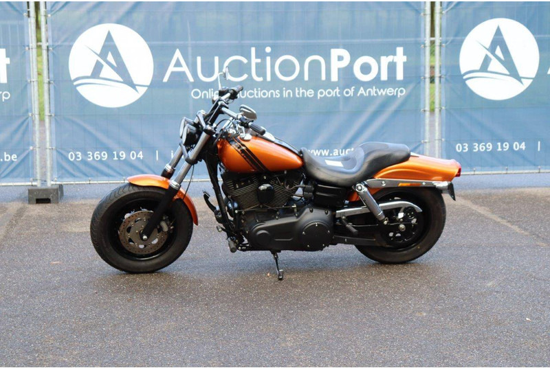 Harley-Davidson Dyna Fat Bob - Motorcycle: picture 1 Harley-Davidson Dyna Fat Bob - Motorcycle: picture 1