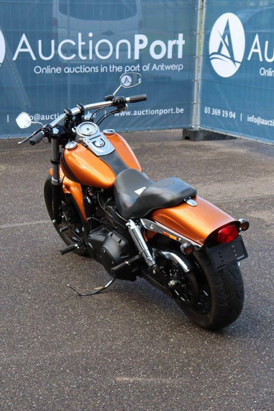 Harley-Davidson Dyna Fat Bob - Motorcycle: picture 4 Harley-Davidson Dyna Fat Bob - Motorcycle: picture 4