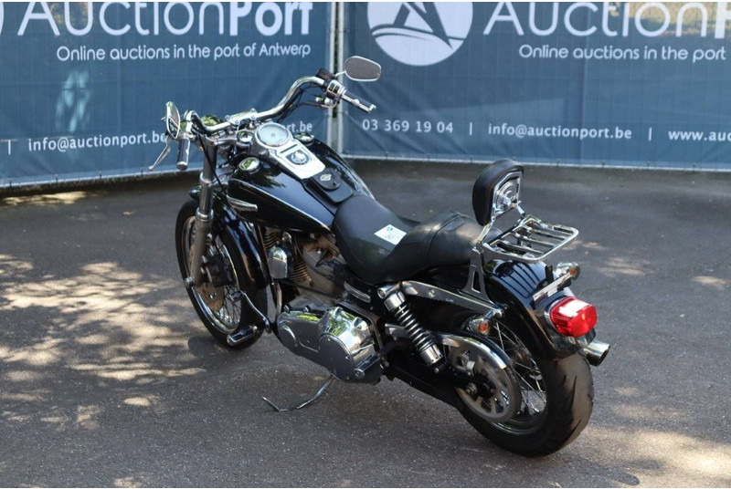 Harley-Davidson Dyna Super Glide - Motorcycle: picture 4 Harley-Davidson Dyna Super Glide - Motorcycle: picture 4