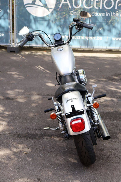 Harley-Davidson Sportster XL 883 Roadster - Motorcycle: picture 5 Harley-Davidson Sportster XL 883 Roadster - Motorcycle: picture 5