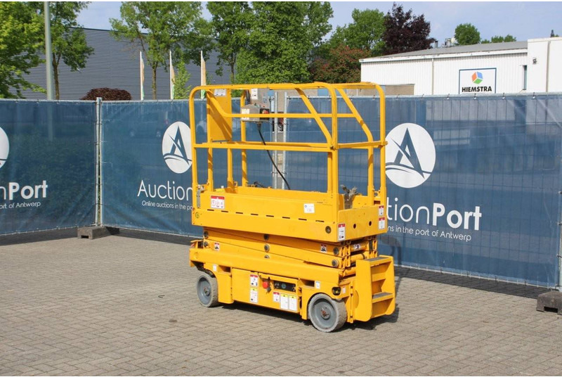 Haulotte Optimum 8 - Scissor lift: picture 3 Haulotte Optimum 8 - Scissor lift: picture 3