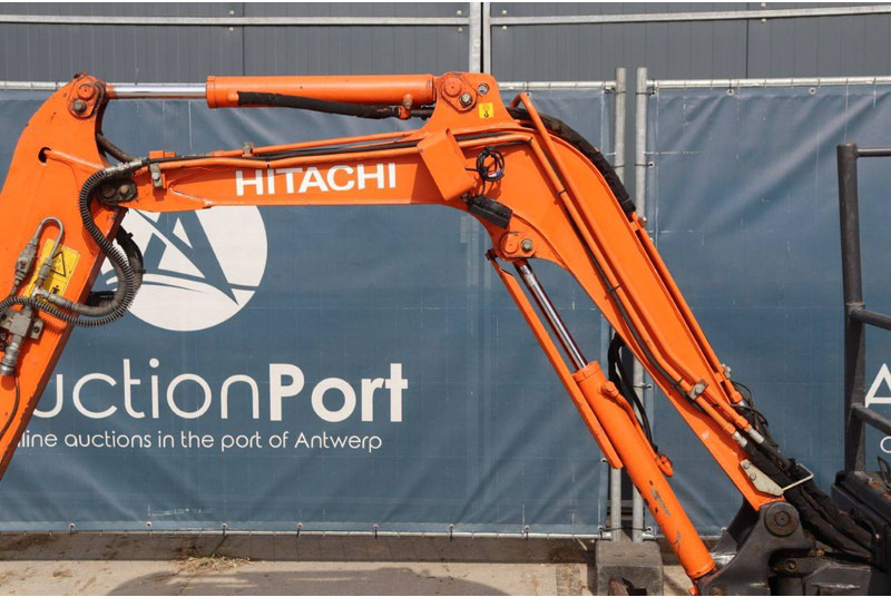 Mini excavator Hitachi ZX17U: picture 20