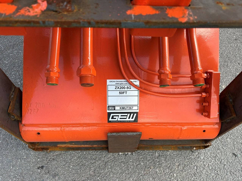New Water pump Hitachi ZX200 long reach: picture 7