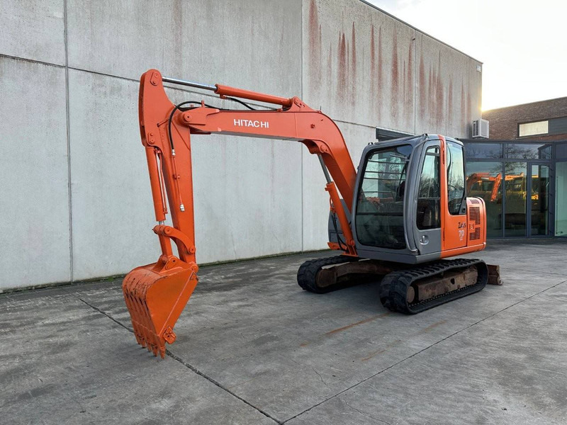 Hitachi ZX70LC - Crawler excavator: picture 1 Hitachi ZX70LC - Crawler excavator: picture 1